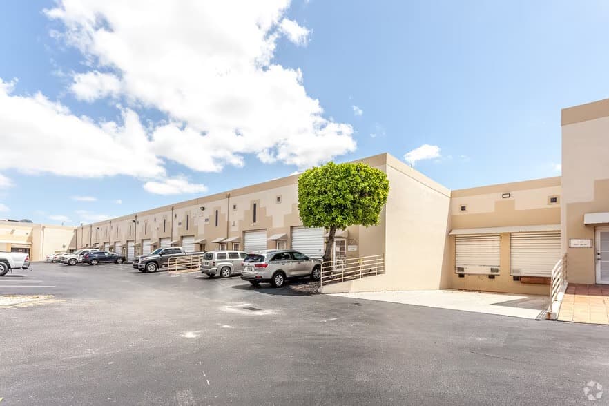 Sede da iUsados em Miami - Doral, Florida
